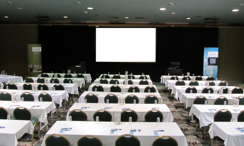 Hotel Le Montagnais Chicoutimi エクステリア 写真